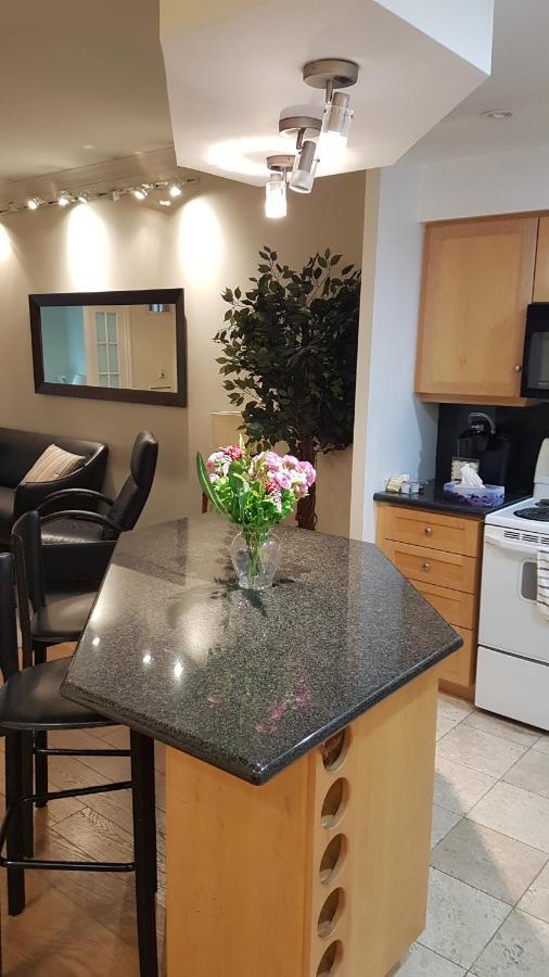 Toronto Luxury Accommodations - Qwest Exteriör bild