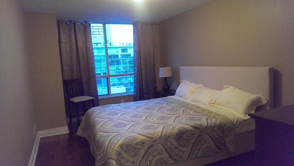 Toronto Luxury Accommodations - Qwest Exteriör bild