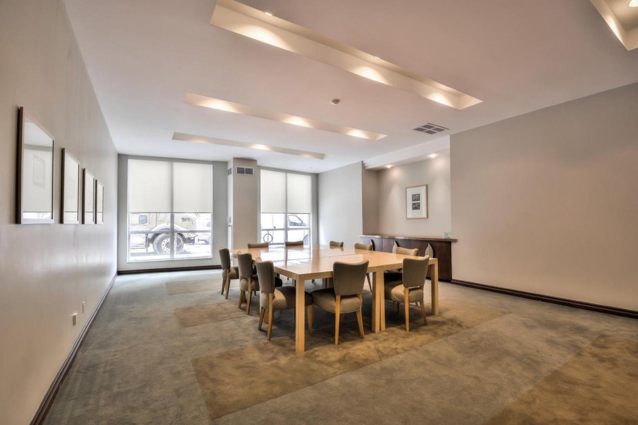Toronto Luxury Accommodations - Qwest Exteriör bild