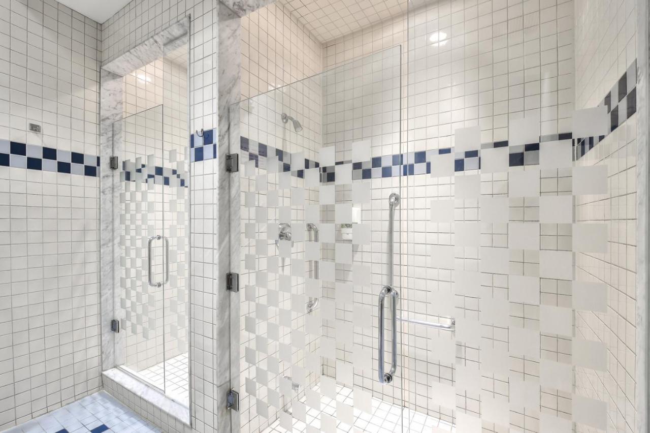 Toronto Luxury Accommodations - Qwest Exteriör bild